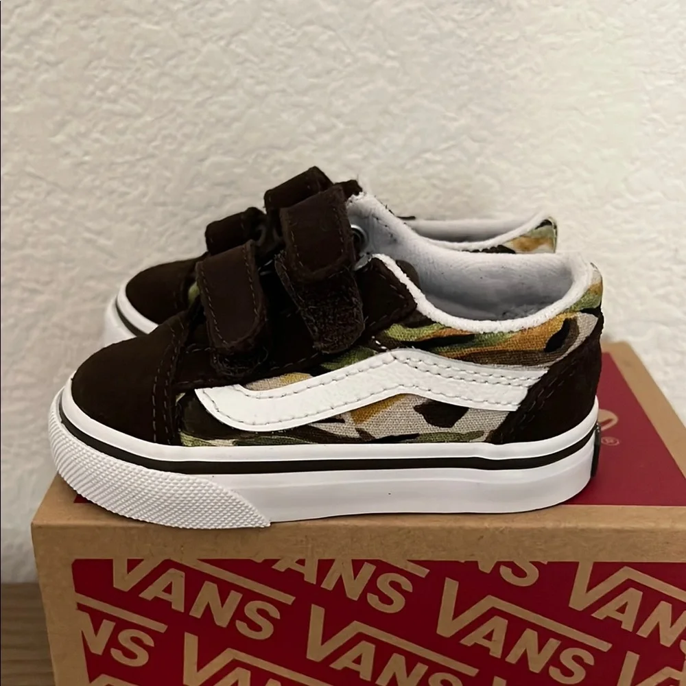 NWT Vans Brown Camo Old Skool V 4
